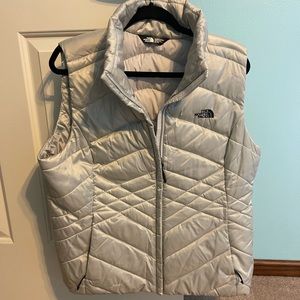 North face puffy vest